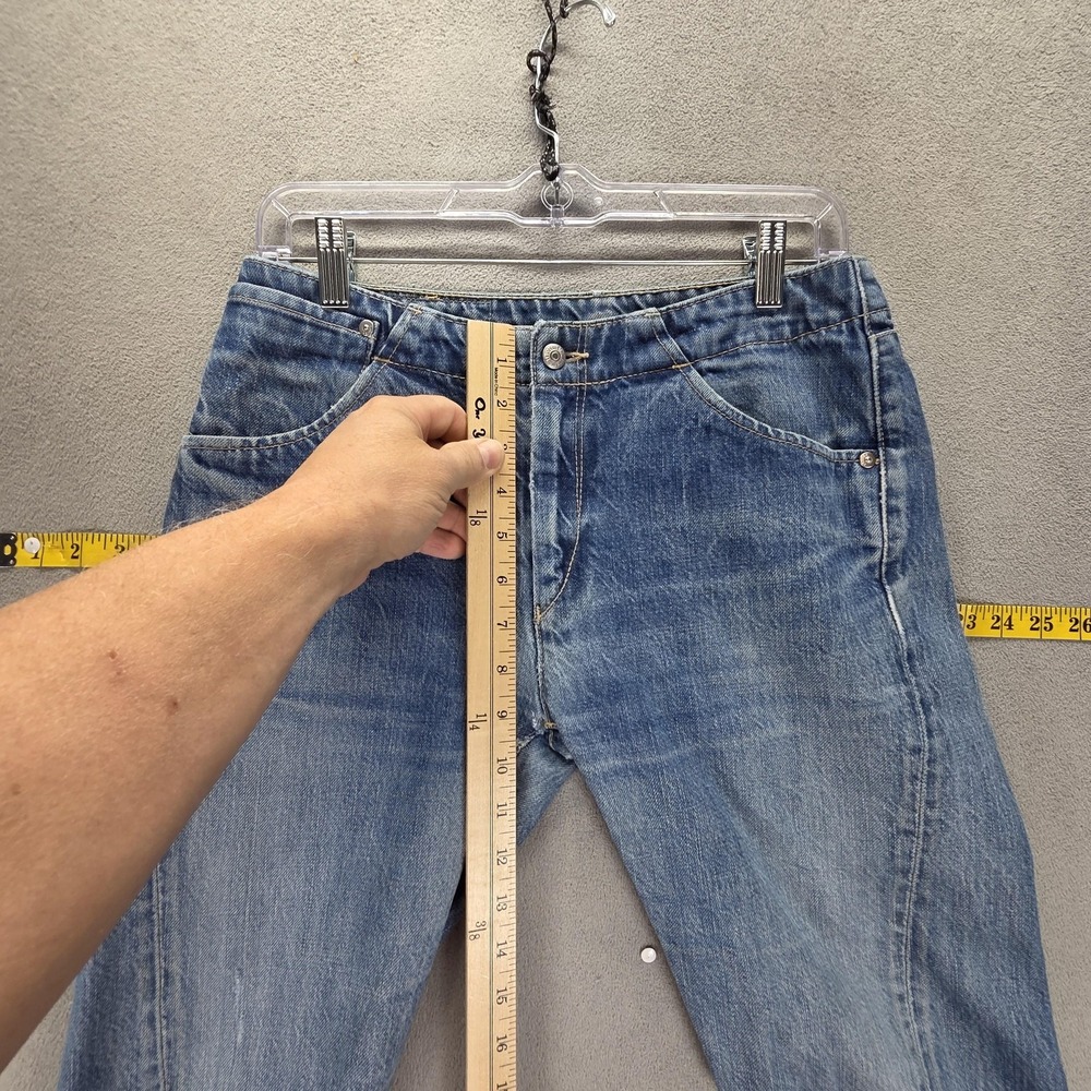 Vintage Levis Engineered Jeans Womens Blue Twisted Zip Fly Fits 29x27 - Picture 7 of 16